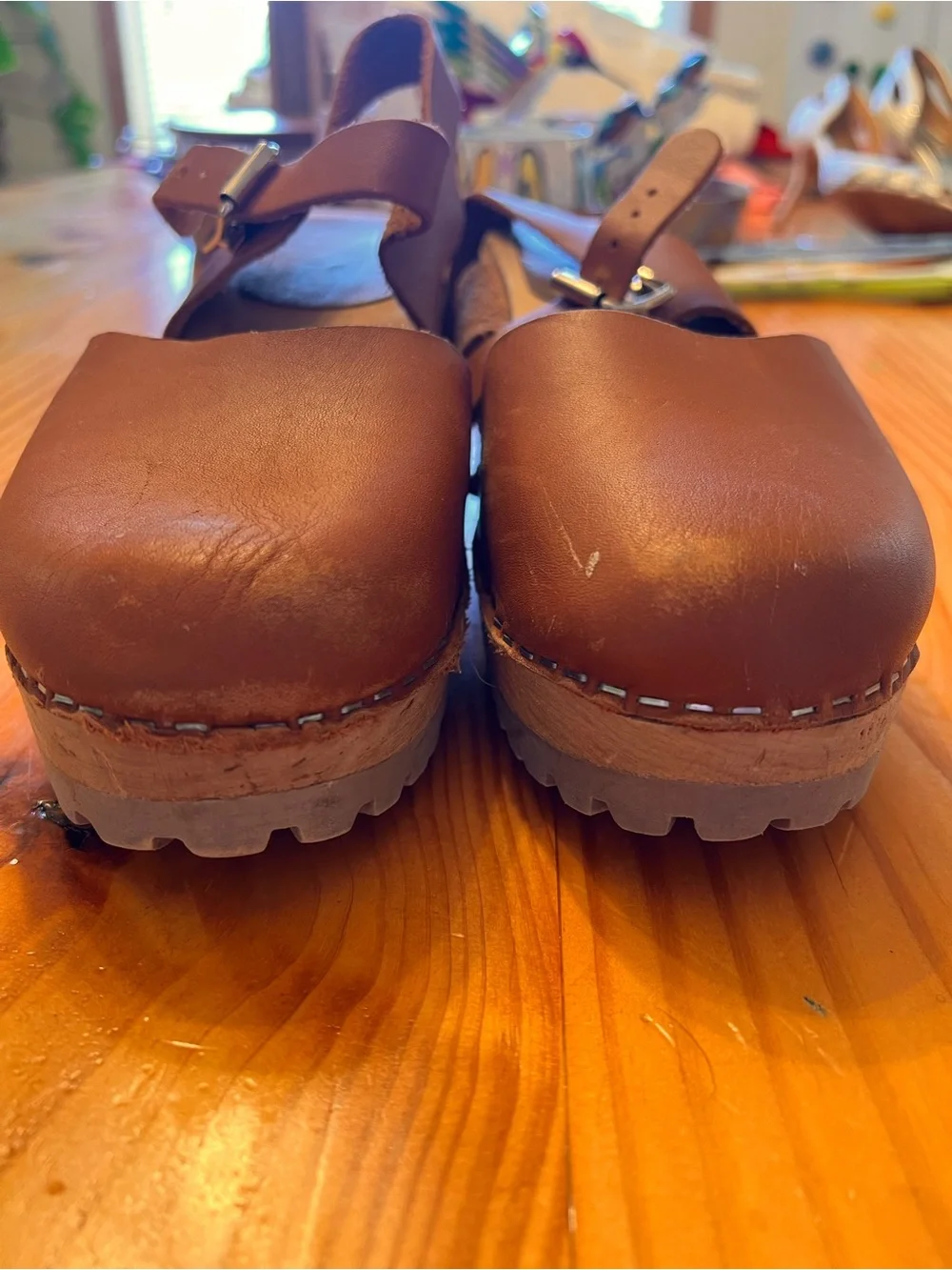 MIA Brown Leather Slingback Clogs - Picture 3 of 11